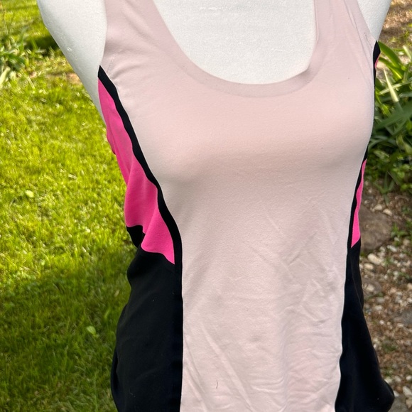 Lululemon Top - Picture 3 of 4